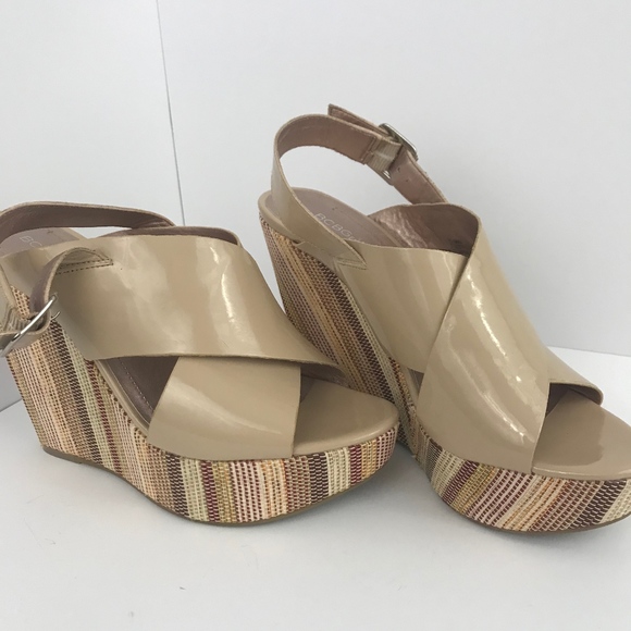 BCBGeneration Patent Leather Imana Platform Wedges - Picture 5 of 8